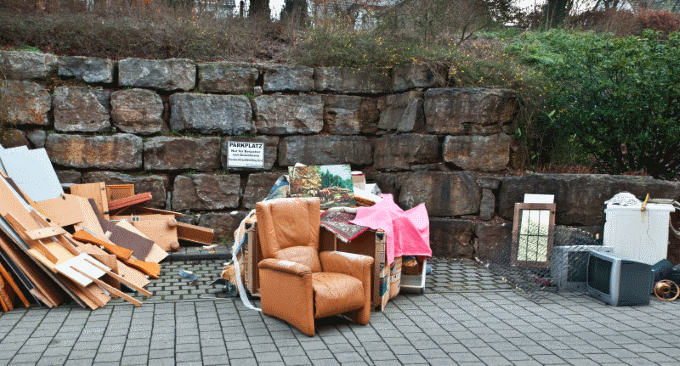 Vorsortierter Sperrmüll: maximal 10 Kubikmeter Vorsortierter Sperrmüll: maximal 10 Kubikmeter